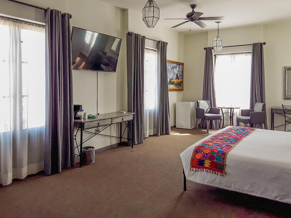 La Casona Hotel 3*