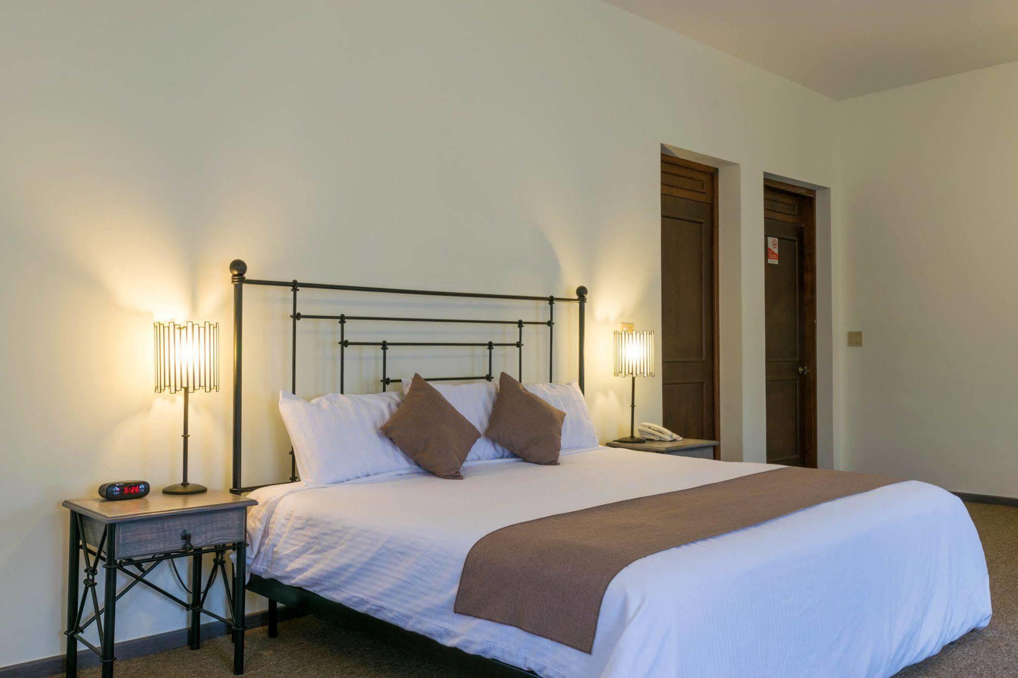La Casona 3*