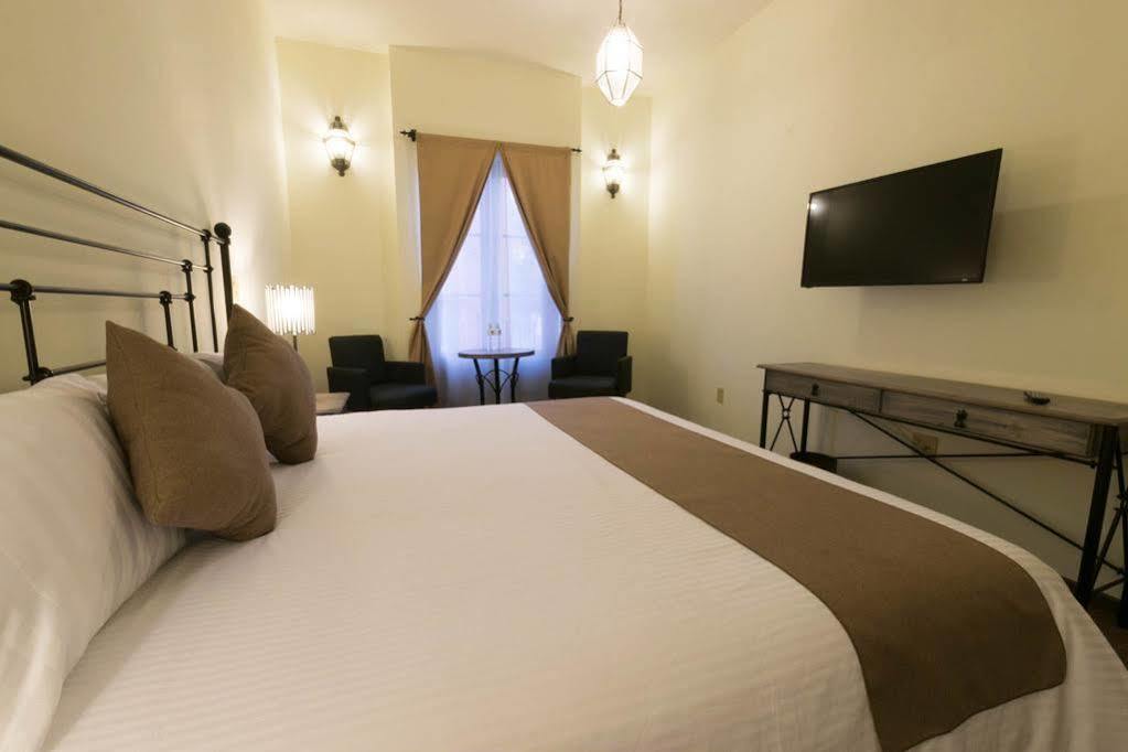 La Casona Hotel